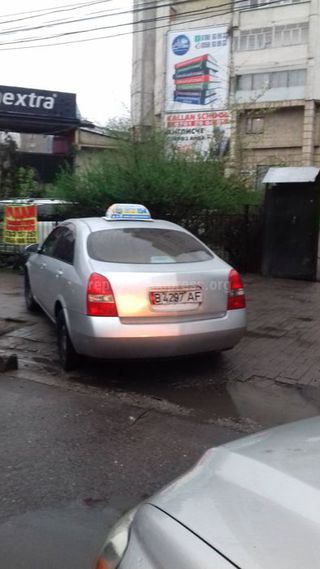 Парковка на тротуаре