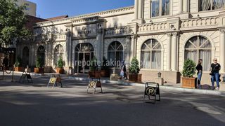 Законно ли ограничили доступ к парковке на Жибек Жолу-Турусбекова?