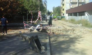 В Городке Энергетиков прокладывают теплосети. Работы планируется завершить до 17 октября, - мэрия Бишкека