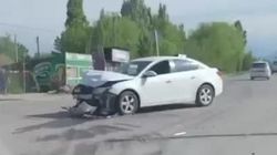В Ак-Босого столкнулись две легковушки. Видео с места аварии