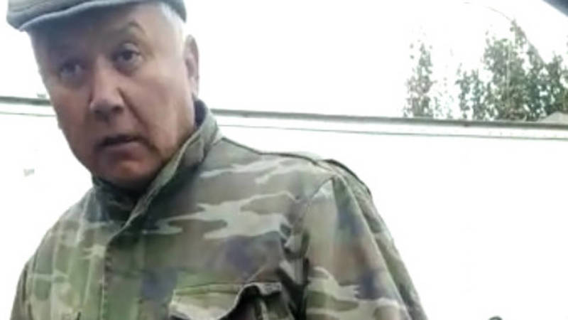 За въезд на рынок «Сары-Өзөн» берут по 20 сомов, но чек не дают. Видео
