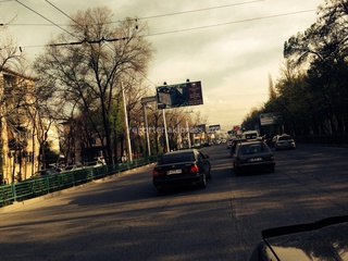 «Lexus B4775 AX ехал по встречной полосе по ул. Манаса», -очевидец.