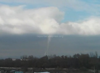 Дым ТЭЦ Бишкека наполняет облака, - читатель <b><i>(видео)</i></b>