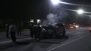 В мкр Учкун возле железнодорожного переезда ночью произошло ДТП <i>(фото)</i>