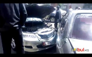 На пересечении Ибраимова-Токтогула произошло ДТП, приехала скорая <i>(видео)</i>