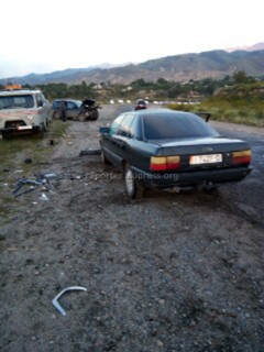 На южном берегу Иссык-Куля произошло ДТП с участием туристов из России <i>(фото)</i> На южном берегу Иссык-Куля произошло ДТП с участием туристов из России <i>(фото)</i>