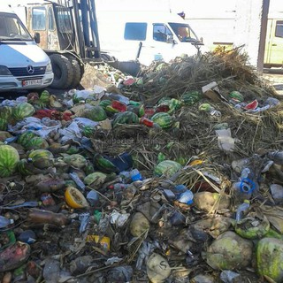 Мэрия Бишкека обязала администрацию рынка «Дыйкан» навести порядок на своей территории <i>(фото)</i>