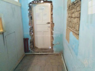 Кадамжайдагы Үч-Коргон паспорт берүү бөлүмүнүн иши качан оңолот? - окурман <i>(фото)</i>