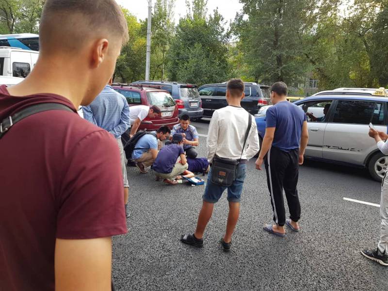 На проспекте Ч.Айтматова «Тойота» сбила женщину