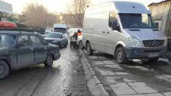 Платная парковка на тротуаре на ул.Павлова ликвидирована,- мэрия