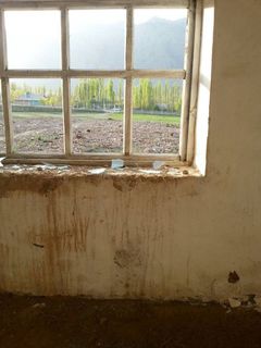 Фото — Стадион села Кулду Кадамжайского района превратился в место для отходов, - жители села