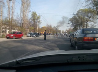 По ул.Горького мотоцикл врезался в автомашину «Тойота» и загорелся <i>(фото)</i>