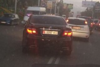 Езжу и паркуюсь как хочу. Доска позора автолюбителей. Часть 47 <b>(фото)</b>