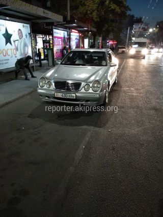 Парковка на остановке на ул.Киевской