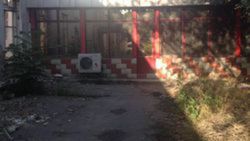 На ул.Жумабека кафе «Бухара» построено на основании договора аренды на земельный участок, - мэрия