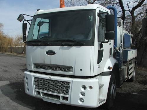 Илососная-каналопромывочная автомашина