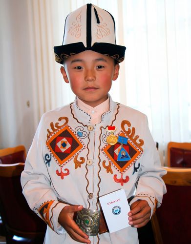 Умот Доолотов