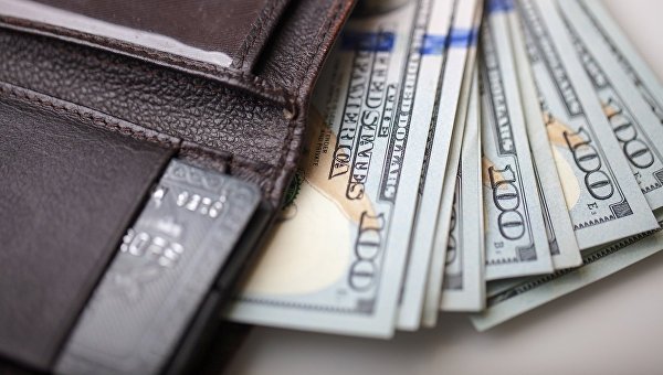 &laquo;Вечерний курс валют&raquo;: Курс доллара в обменках снизился до 68,10 сома &mdash; Tazabek