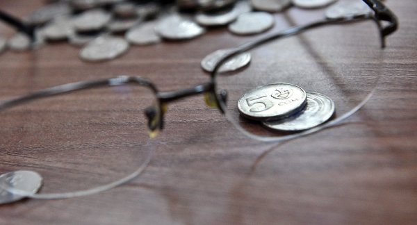 За 7 месяцев дефицит госбюджета достиг 13,6 млрд сомов &mdash; Tazabek