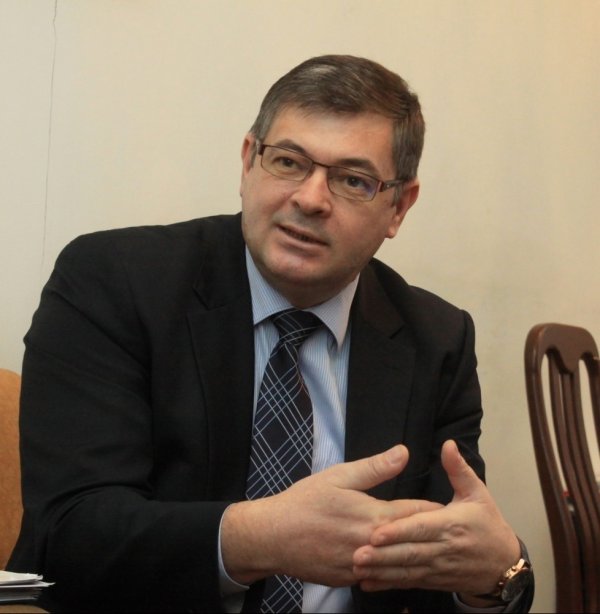 Выход в свет журнала ТОП-200 крупнейших компаний Кыргызстана  &mdash; знаковое событие для всей страны, - вице-премьер &mdash; Tazabek