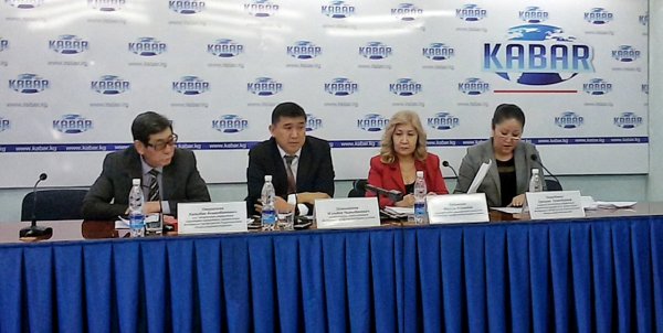 Федерация профсоюзов обвиняет экс-начальника «Кыргызкурорттуризм» в нанесении ущерба на 1 млн сомов при продаже турбазы «Абшир Ата» — Tazabek