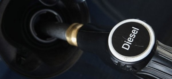 Таможня пресекла незаконный вывоз дизтоплива из Кыргызстана в Таджикистан &mdash; Tazabek