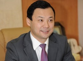 Правительство могло бы помочь бывшим членам правительства устроиться уже на другую работу, - депутат Р.Казакбаев &mdash; Tazabek