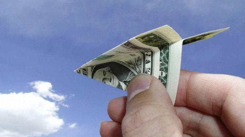 НБКР зафиксировал увеличение притока денежных переводов в Кыргызстан &mdash; Tazabek