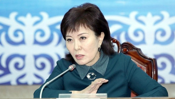 Депутат предложила уведомлять профильные комитеты ЖК о планах закупок на гранты и кредиты международных доноров — Tazabek
