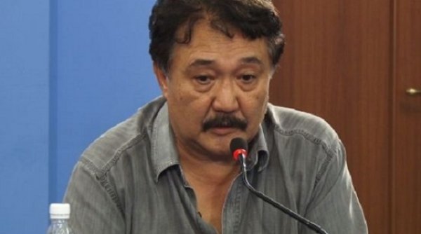 Политолог Б.Бакетаев: Лжеинвесторы из КНР отняли у кыргызских предпринимателей золоторудное месторождение, ресторан «Син Хуа» и стройкомпанию — Tazabek
