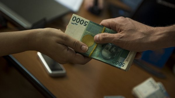 Финполиция задержала сотрудника ГСИН за вымогательство взятки &mdash; Tazabek