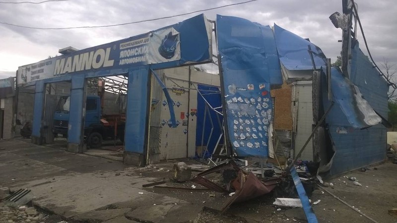 Бишкекская мэрия демонтировала СТО, столовую и магазин &mdash; Tazabek