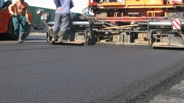 Минтранс: На 1 км дороги Балыкчы&mdash;Корумду уходит $1 млн, на 1 км дороги Бишкек&mdash;Кара-Балта &mdash; $1-1,5 млн &mdash; Tazabek