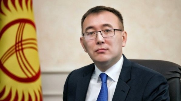 Глава НБКР Т.Абдыгулов озвучил зарплаты членов правления, а также размер своего оклада &mdash; Tazabek