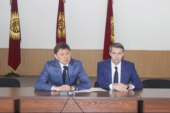 30-летнего министра экономики Артема Новикова представили коллективу Минэкономики  (биография) &mdash; Tazabek