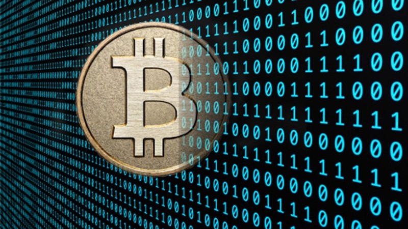 Банкир считает, что использование криптовалюты напоминает финансовую пирамиду &mdash; Tazabek