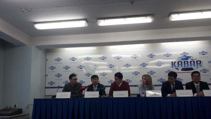 Банки считают непрозрачным участие населения посредством СМС в обсуждении вопроса мобильных кошельков &mdash; Tazabek