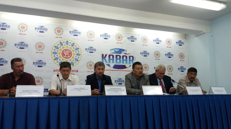 Кыргызстан &mdash; коррумпированная страна и инвесторы боятся вкладывать сюда деньги, - Совет старейшин &mdash; Tazabek