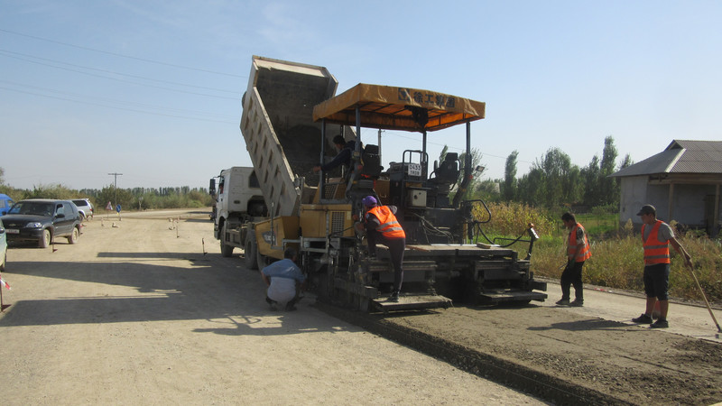 Фото &mdash; Подрядчик ускорил темп реконструкции участка автодороги Ош&mdash; Баткен&mdash; Исфана, - Минтранс &mdash; Tazabek