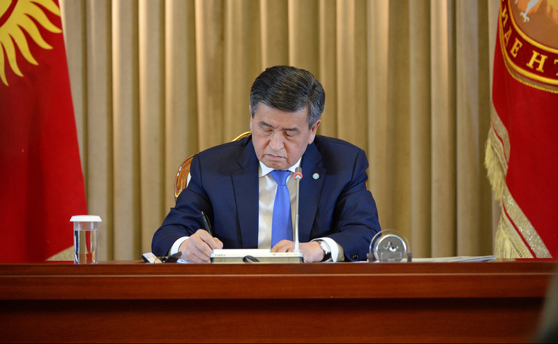 Родственник С.Жээнбекова уволился из MegaCom, пока президент читал новость о его назначении &mdash; Tazabek