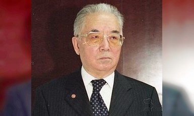 &laquo;Манас&raquo; университетин негиздеген Карыбек Молдобаевди эскерүү кечеси өттү