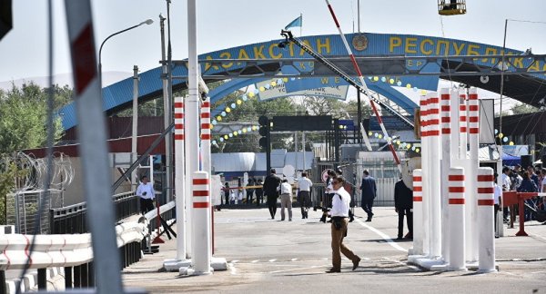 После вступления КР  в ЕАЭС ввоз контрабандного груза сократился вдвое, - ГТС &mdash; Tazabek