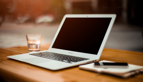 Тонны ноутбуков: 22 страны экспортируют в Кыргызстан ноутбуки на миллионы долларов &mdash; Tazabek