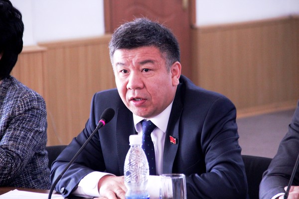 2 фракции признали отчет правительства неудовлетворительным &mdash; Tazabek