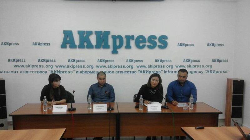 Арендаторы ТЦ &laquo;ГУМ Чынар&raquo; заявили, что администрация центра не возвращает вложенные депозитные деньги &mdash; Tazabek