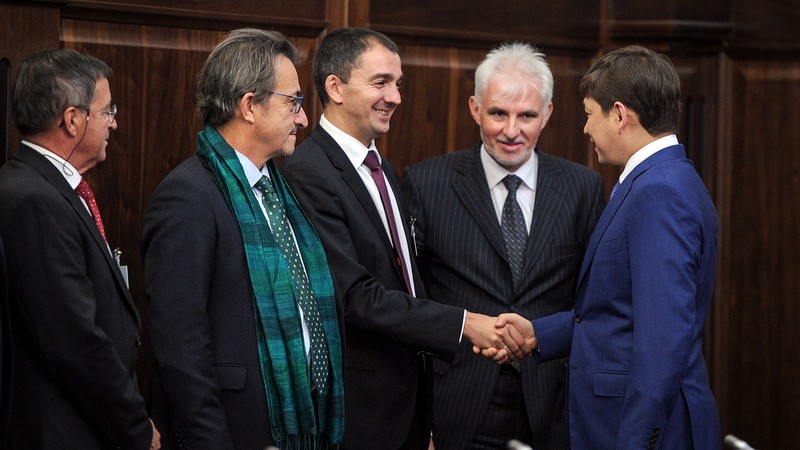 Бизнес-делегация Франции и правительство КР обсудили реализацию проектов в сфере энергетики, сельского хозяйства и цифровых технологий &mdash; Tazabek