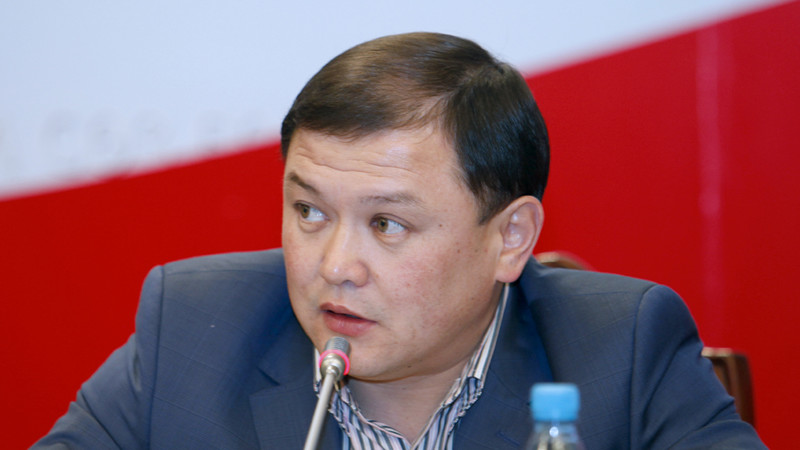 Спикер Д.Джумабеков попросил премьера С.Исакова рассмотреть ответственность чиновников, допустивших вчерашний поджог зданий компании в Тогуз-Торо &mdash; Tazabek