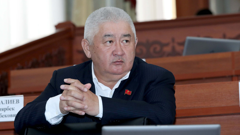 Депутат З.Рысалиев сравнил Ж.Сатыбалдиева с оберштурмбаннфюрером немецкой СС Отто Скорцени &mdash; Tazabek