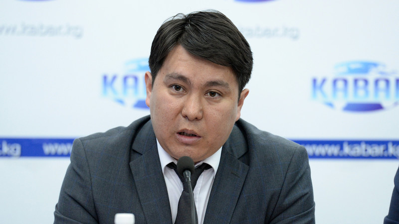 Депутаты комитета ЖК по бюджету и финансам остались недовольны ответами замминистра экономики А.Сазбакова — Tazabek