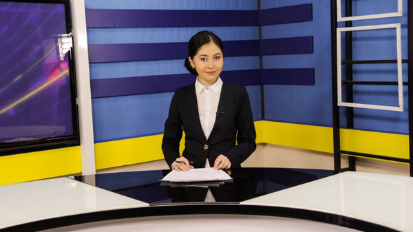 Журналистика жана режиссёрлук жаатында ийгилик жараткан Асел Басма сөз күнүндө жарык дүйнөгө келген (фото)